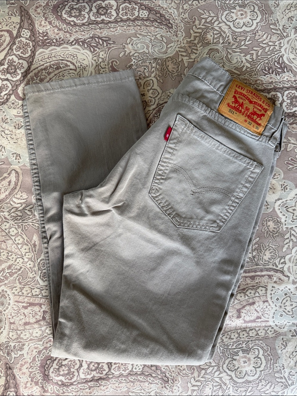 Levi's Men's Slim Jeans in Light Gray/Taupe